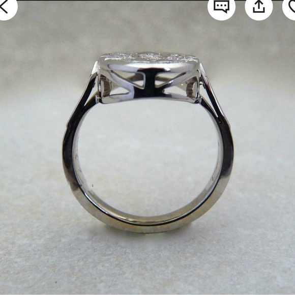 Edwardian Ring, Round Cut CZ & Moissanite Diamond - Picture 11 of 12